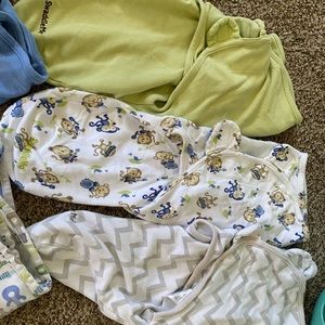 SwaddleMe Velcro Swaddles